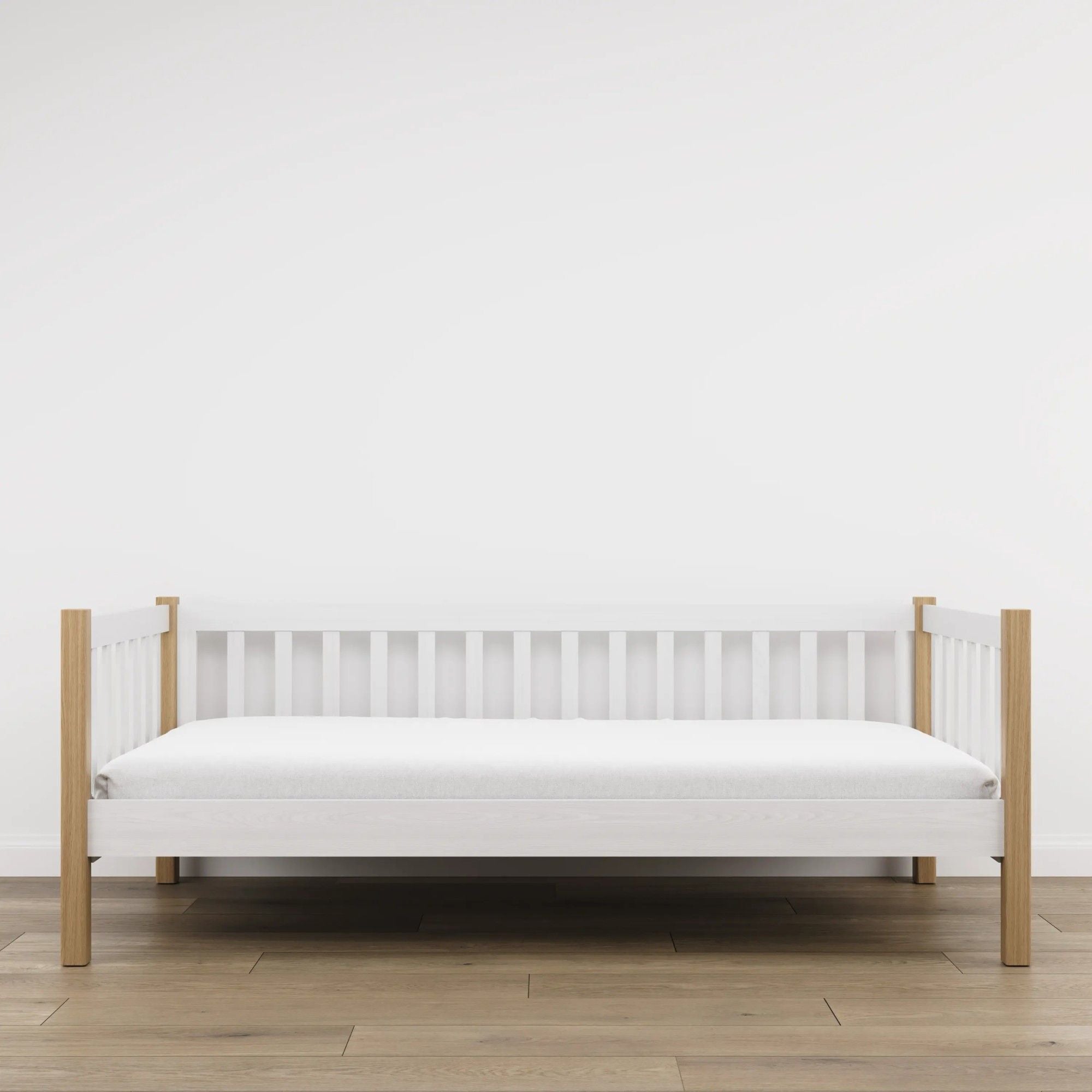 Łóżko sofa drewniane biały z dębem – widok od wezgłowia, pokój dziecięcy